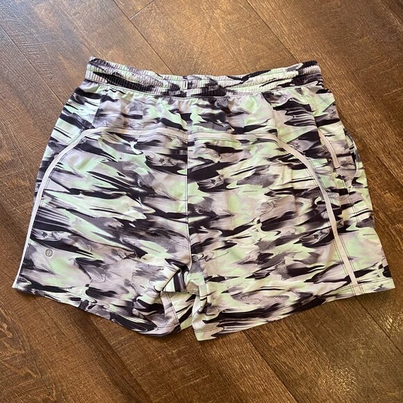 Lululemon Pace Breaker 7" Unlined Short - Large - Picture 3 of 7